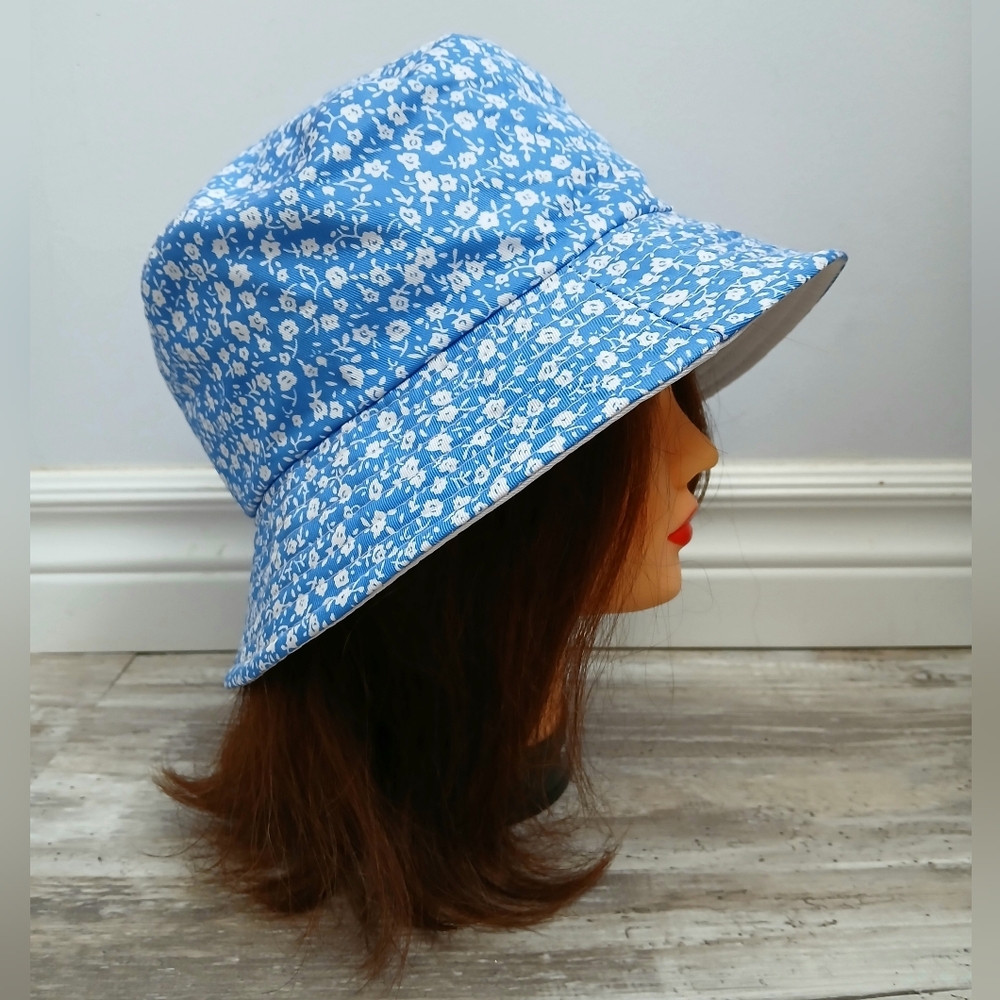 Ardene Blue White Floral Bucket Hat One Size Brand New - Picture 4 of 9